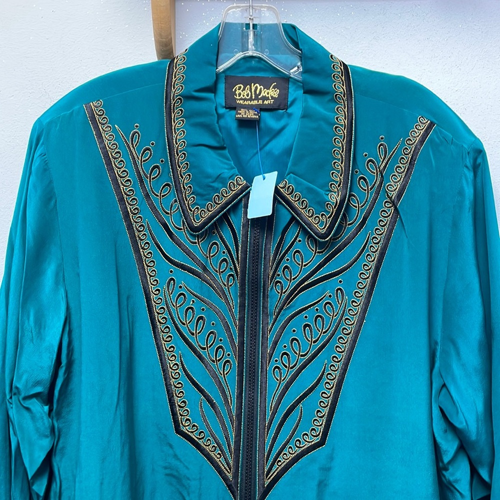 Bob Mackie Green Long Sleeved Zip Front Jacket